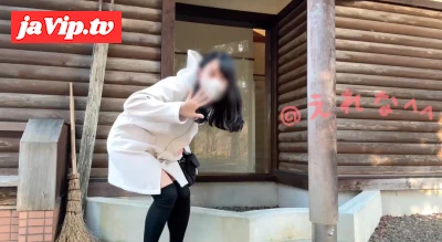 fc2ppv-4621814 - 露出!〈素人自撮り〉大〇生！　男*トイレに入って外から丸見えの透明のガラスの前で外に向かってオナニー！最後コートを着ている時に男の人に気づかれてトイレ内入ってきたので走って逃げてヤバかった、、