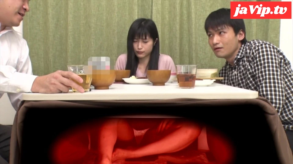 fc2ppv-4621867 - 至近距離に旦那が居るのに寝取られ…File\.1 - FC2PPV動画をオンラインで視聴 - jaVip