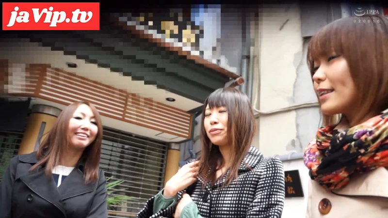 fc2ppv-4616787 - チョロすぎる欲求不満人妻を落としてそのままの流れであれこれやってみた。第一弾 - FC2PPV動画をオンラインで視聴 - jaVip