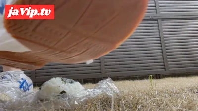 fc2ppv-4604489 - 素人女性踏み潰し応援企画体育館シューズでおにぎりクラッシュ