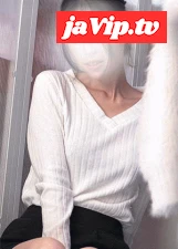 fc2ppv-4602535 - おねえさんはパンティーを見られると興奮しちゃう？　色気ある眼差しでスカートをチラッ