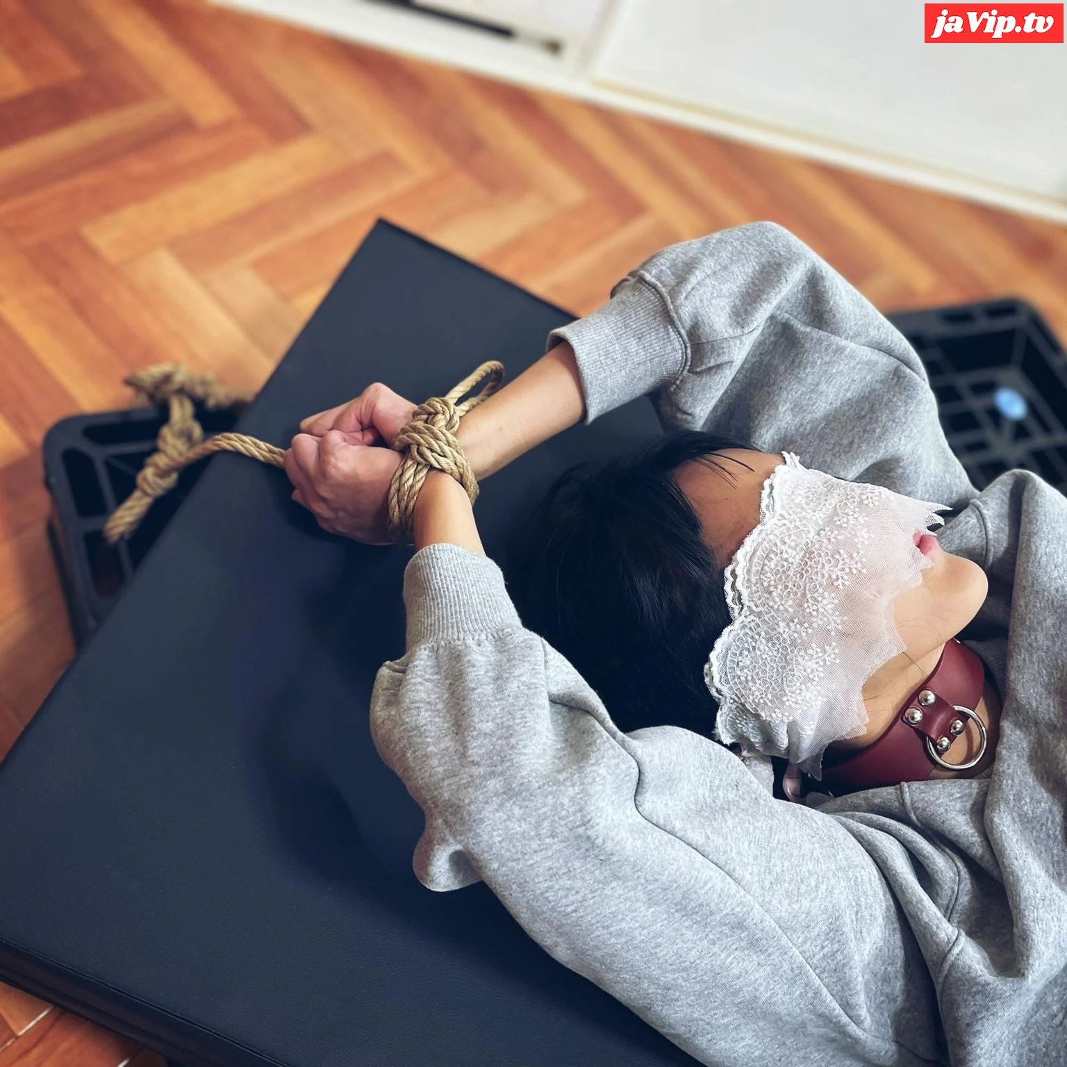 fc2ppv-4596103 - 限界までまんぐりで電マチャレンジ　A girl is pushed to the limit with a vibrator in a manege position - FC2PPV動画をオンラインで視聴 - jaVip