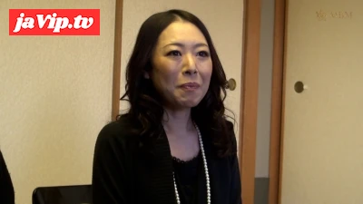 fc2ppv-4595615 - M867G08 *の横で声を抑えて快楽に溺れる熟女の淫乱SEX