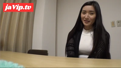 fc2ppv-4591611 - 真面目な人妻が風俗面接で感じすぎてよだれを垂らして暴走する動画