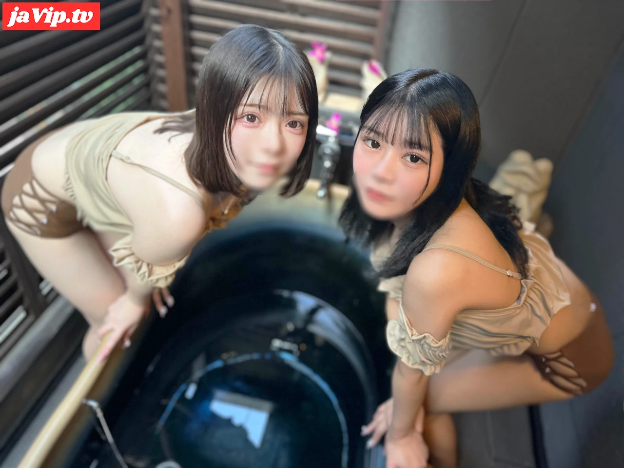 fc2ppv-4592655 - ※21歳Gカップの二人からオイルマッサージ　「入れたいですか？」可愛いコにご奉仕ゼめされる快感に我慢できず最後は中出し - FC2PPV動画をオンラインで視聴 - jaVip