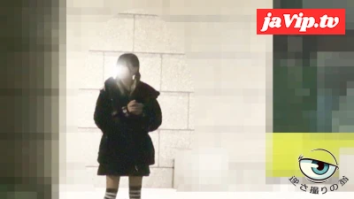 fc2ppv-4591635 - クール系ギャルをスカートめくり！ピンクパンティーをばっちり撮影♪