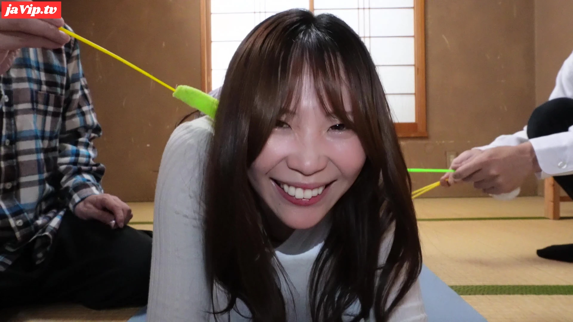 fc2ppv-4585301 - ノリノリ*さん半狂乱ｗｗパンチラ、ブラチラなんのその！余裕の表情～堕ちるまでの一部始終（完全オリジナル） - FC2PPV動画をオンラインで視聴 - jaVip