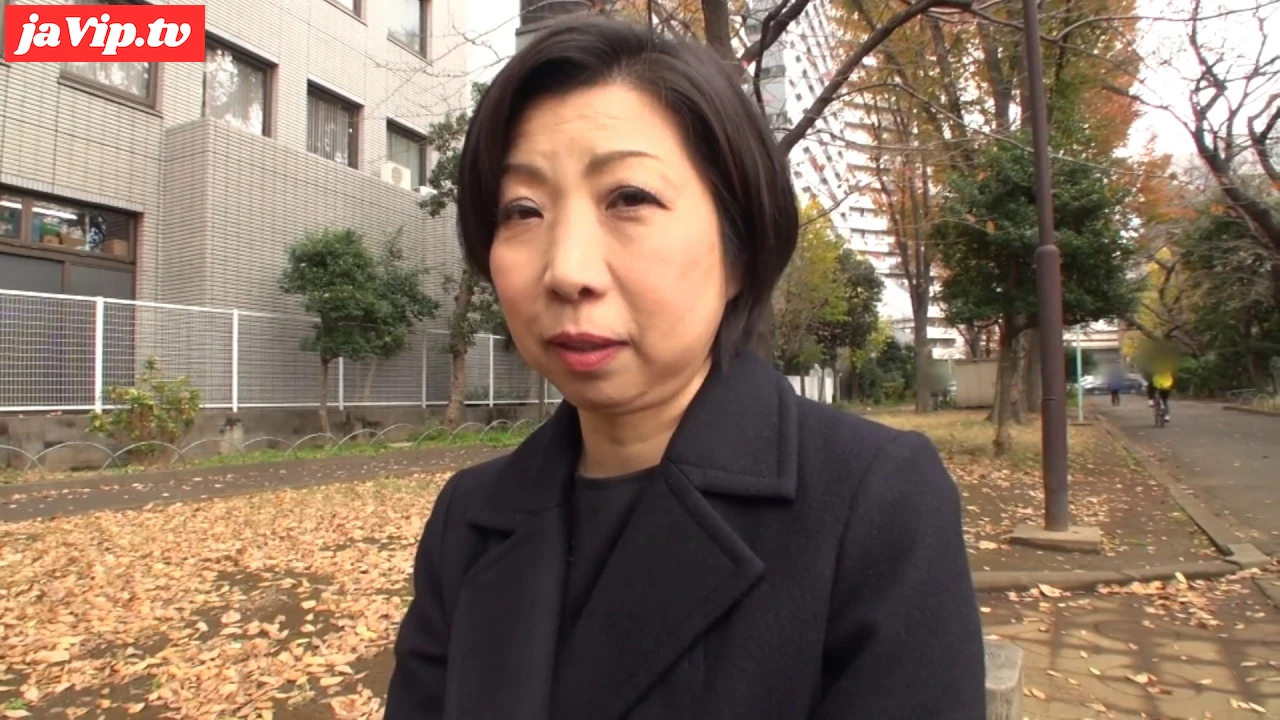 fc2ppv-4580967 - 【人妻/熟女】60歳寸前！アプリで出会った有名塾塾長！ドデカチンポの高速ピストンで雌犬化 - FC2PPV動画をオンラインで視聴 - jaVip