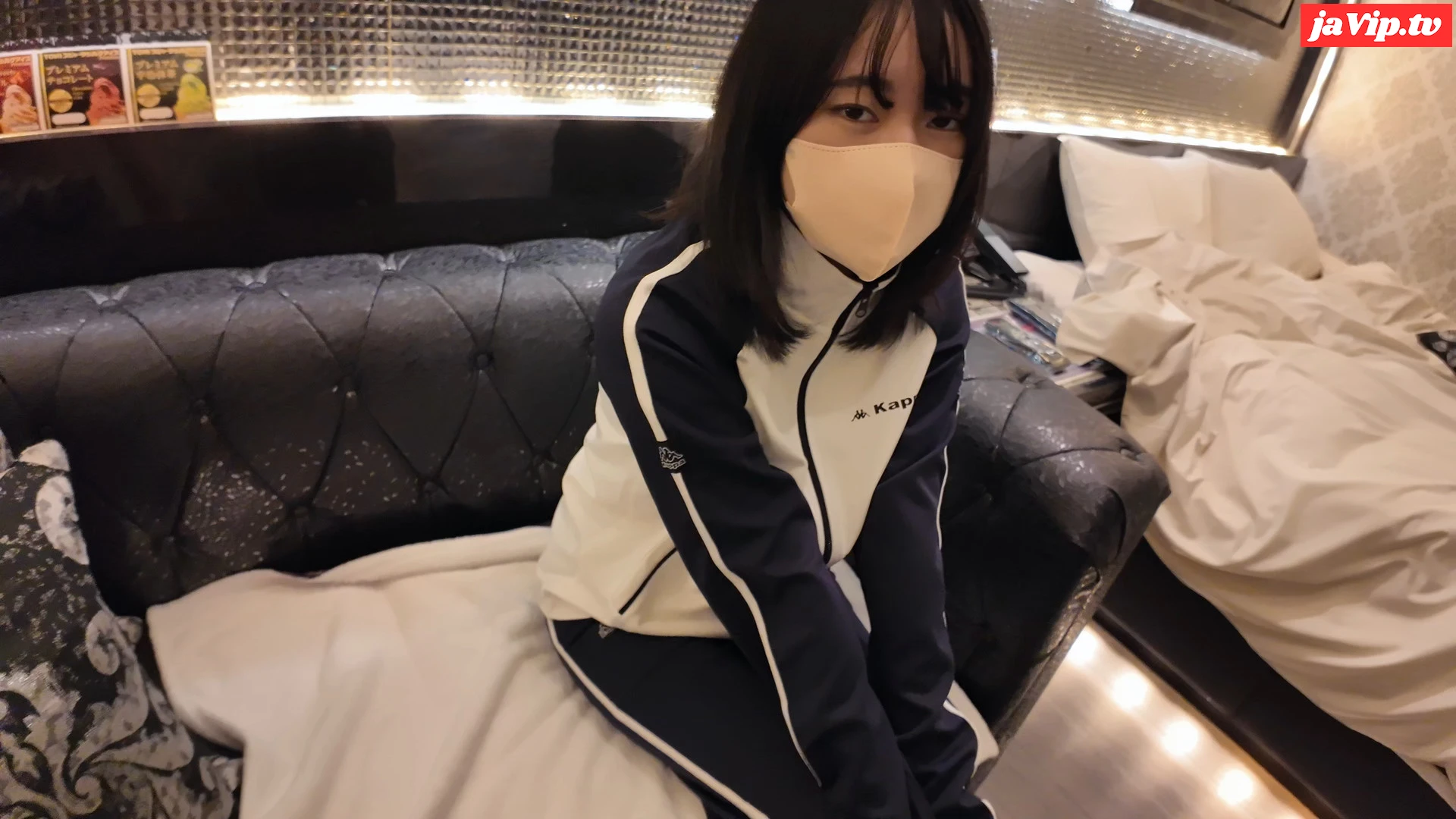 fc2ppv-4573825 - ネカフェの18歳・あどけなさが残る容姿と妙な色気に堪らず暴発中出し - FC2PPV動画をオンラインで視聴 - jaVip