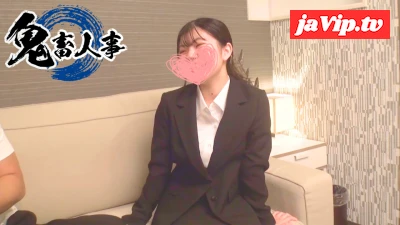 fc2ppv-4568602 - 【顔出し】即採用級の大量潮吹き！就活に勤しむセフレのスーツ姿が新鮮だったので着衣セックでどっぷり生中出し！