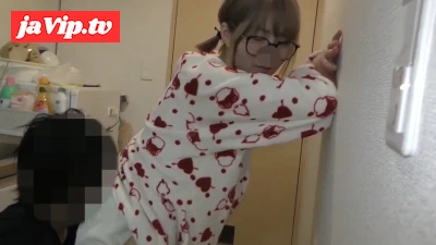 fc2ppv-4567110 - 【個人撮影】自宅で異物もチ〇ポも挿入されて中出しされる20歳の専門**