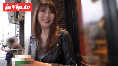 fc2ppv-4560452 - 【人妻/熟女】40代ベテラン声優さん。アプリで出会って生ハメ！久々の激しいセックスで大絶頂！