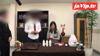 fc2ppv-4554668 - 【素人】清楚で優しい美人妻。おもちゃ体験にオマンコびしょ濡れでビクビク感じちゃってます。