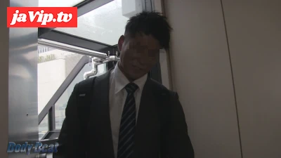 fc2ppv-4545840 - 大人気イケメンインストラクターがスーツでエロさ倍増、ゴーグルマンによってイカされる