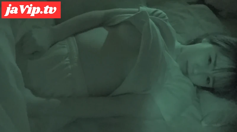 fc2ppv-4533652 - 【合宿中に大部屋で寝てたら夜這い中出しされちゃった…】女のねっとり性交♥ - FC2PPV動画をオンラインで視聴 - jaVip