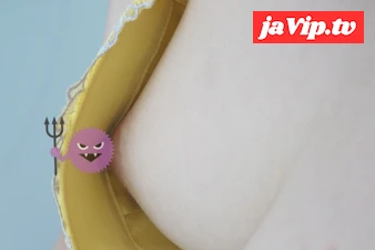 fc2ppv-4530907 - [ワクチン接種]吸い付きたくなるようなパフィーな乳首！女大生のおっぱい事情[胸チラ]