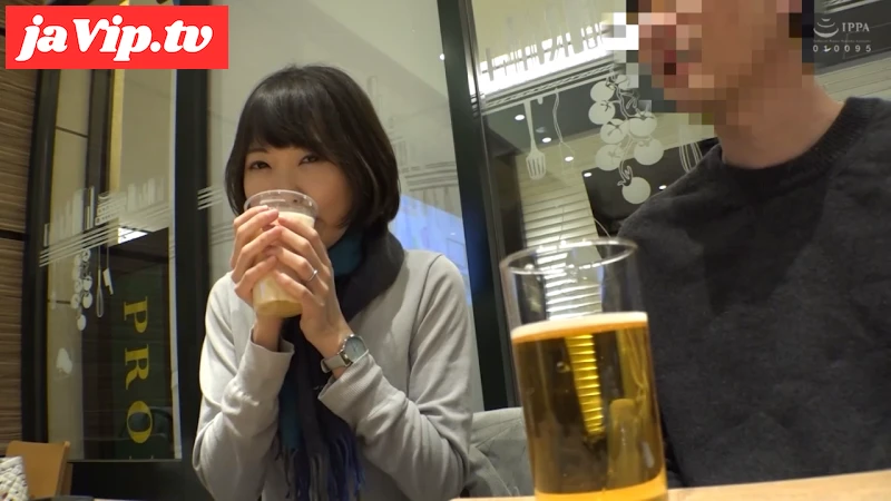 fc2ppv-4523998 - 快楽のバスターミナル⁉快楽に溺れる地方人妻！　その3 - FC2PPV動画をオンラインで視聴 - jaVip