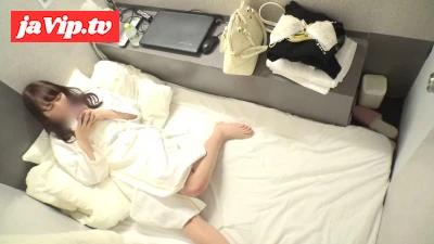 fc2ppv-4524684 - 【個撮】スレンダーボディの清楚系OL。やらしい手つきでオマンコ触ってオナニーに没頭しちゃってます。