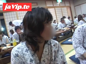 fc2ppv-4523554 - 【宴会乱交】ベロ酔いの社員たちが暴走！浴衣姿で大乱交大絶頂SEX！