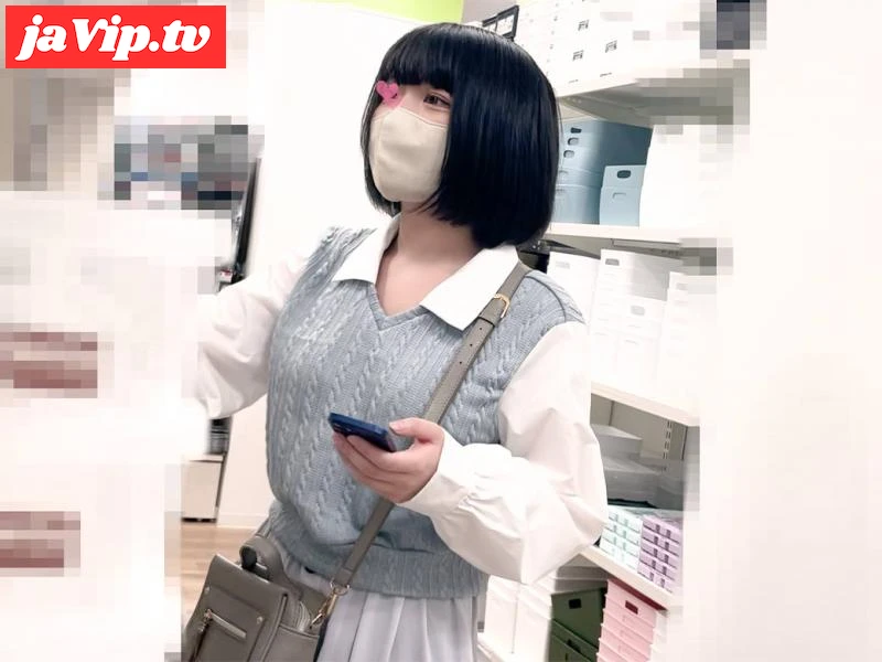 fc2ppv-4522454 - 阴部抽搐的奥车小姐，即使穿着休闲装，也被拍到不穿内裤，可以看到毛茸茸的阴部【低角度/内裤拍摄风格】 - FC2PPV動画をオンラインで視聴 - jaVip