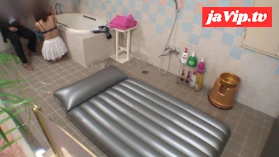 fc2ppv-4513944 - 【個撮】スレンダーボディの清楚系美人妻。ソープ体験に戸惑いながらもオチンポご奉仕してくれました。