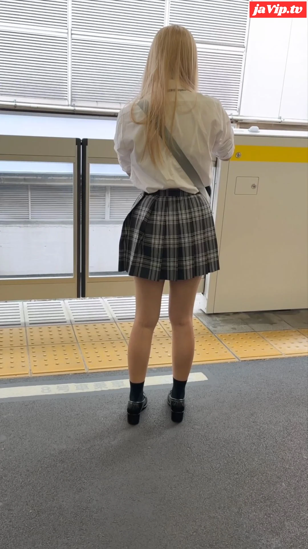 fc2ppv-4511288 - ミニスカギャルにお触りと****。車内にて - FC2PPV動画をオンラインで視聴 - jaVip