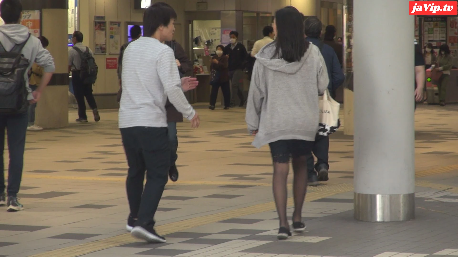 fc2ppv-4510923 - ▼超特価セール８０％off▼    　可愛い顔なのに・・・アスリートばりのむっちり下半身がギャップ萌え！ 素股事故挿入で生中3発！ - FC2PPV動画をオンラインで視聴 - jaVip