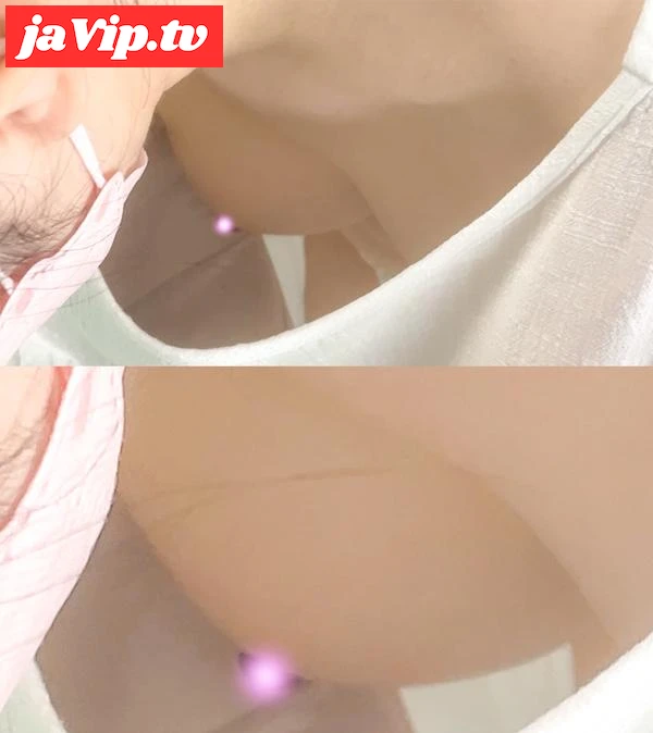 fc2ppv-4505801 - [Chest shot of a customer who collects goods] Big breasted married woman without a bra / When I looked into the bill while filling out the form, I could see her beautiful big breasts [Underskirt/Chest shot] - FC2PPV動画をオンラインで視聴 - jaVip