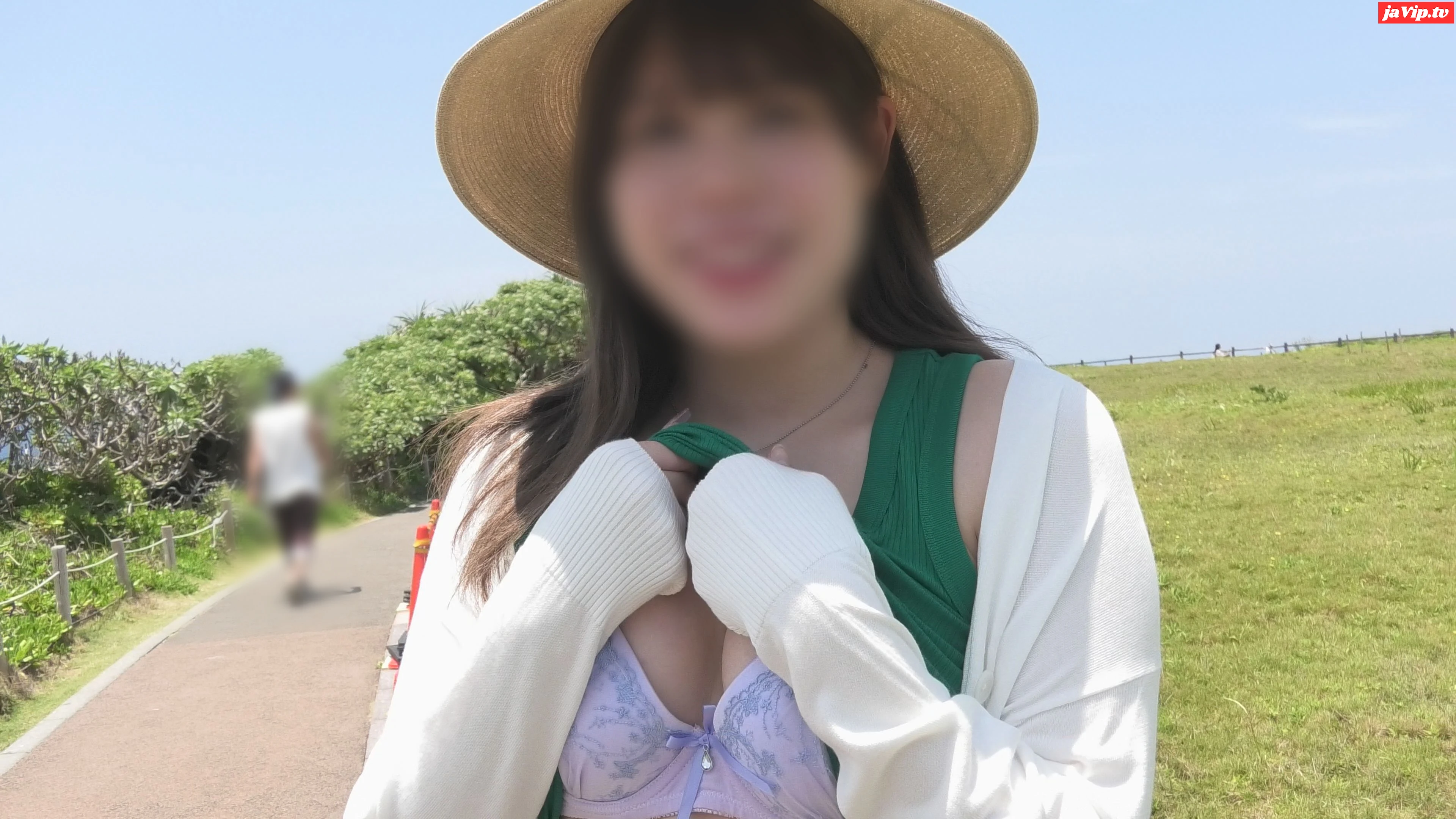 fc2ppv-4490215 - [可愛いすぎる彼女のドライブ露出指オナニー］無修正！初日中の露出オナニー！通行する人とすれ違い正面の車からは丸見えかもｗ恥ずかしいけど足広げて指オナニーしてどんどんやめられなくなってきちゃいました… - FC2PPV動画をオンラインで視聴 - jaVip