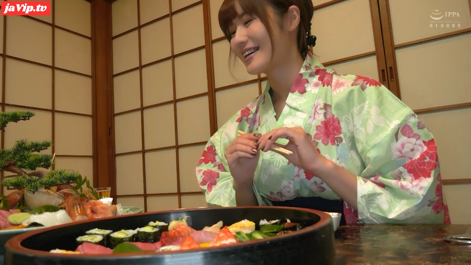 fc2ppv-4484206 - 【人妻．美人．巨乳】お風呂の中でも部屋の中でもやられまくり…♡ - FC2PPV動画をオンラインで視聴 - jaVip