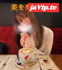 fc2ppv-4472318 - 【男祭り】可愛い過ぎる彼女と男性陣でお楽しみ会を開催！貴重な動画です！
