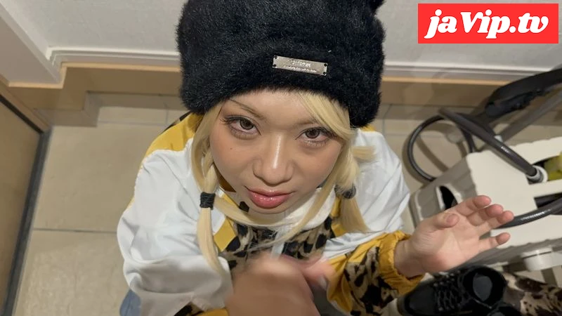 fc2ppv-4452735 - 【玄関でふぇら♡】お出かけ前にギャルがジュポジュポフェラ♡ - FC2PPV動画をオンラインで視聴 - jaVip