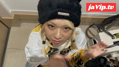 fc2ppv-4452735 - 【玄関でふぇら♡】お出かけ前にギャルがジュポジュポフェラ♡