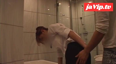 fc2ppv-4439255 - 【素人】スタイル抜群の美人OL。仕事中にイタズラして、その場で強引にセックスしちゃいました。