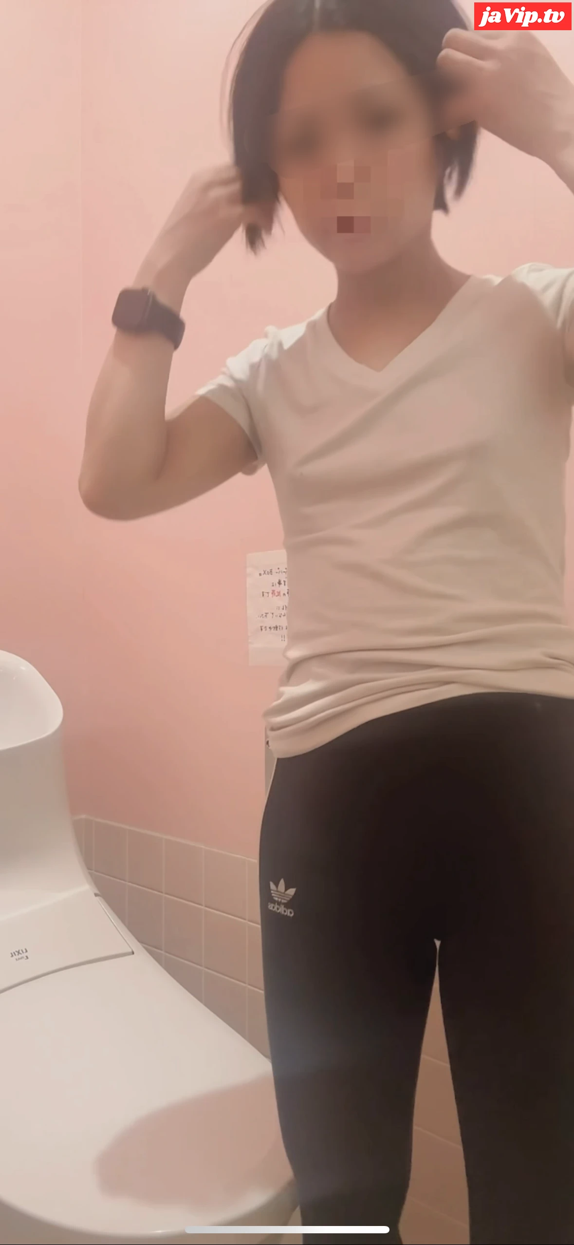 fc2ppv-4426270 - 【不倫寝取られ人妻　コンビニのトイレでグラマンオナニー 】スケ乳　人妻　寝取られ　NTR  オリジナル動画　コンビニ　スマホ撮影　露出　素人　貧乳　剛毛　刺青 - FC2PPV動画をオンラインで視聴 - jaVip