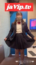 fc2ppv-4417128 - 【18歳Gカップえりかの自撮り】☆彡 カラオケで全裸オナニー！制服着てパンツの中には吸うおもちゃ！そこから全裸になって1曲歌ってスケスケのガラスの前でオナニーしちゃった…///