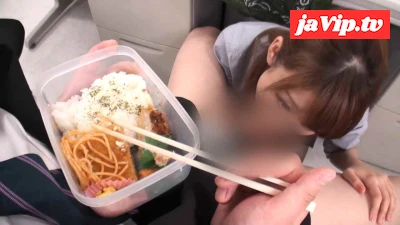 fc2ppv-4415280 - 【素人】スタイル抜群の美人OL。食事中にデスクの下からやってきて、オチンポ痴女責めされザーメン搾り取られました。