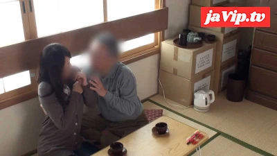 fc2ppv-4403096 - 【熟女】清楚でお人好しの美熟女。久しぶりのSEXに戸惑いながらも、体が素直に反応しちゃってました。