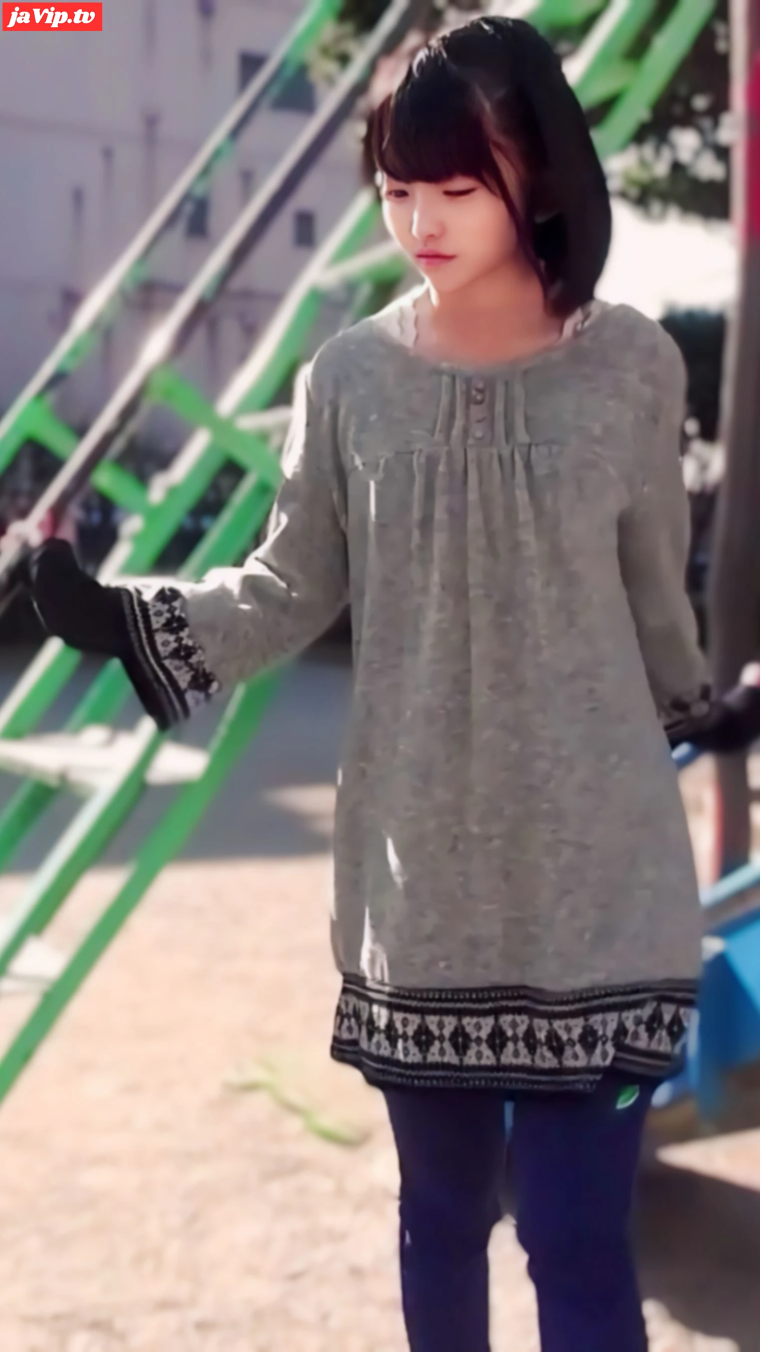 fc2ppv-4382125 - ⚠国内販売不可能⚠　公園で１人で遊んでいたこ　男３人との過激撮影に協*してもらいました　【先着購入者限定版】 - FC2PPV動画をオンラインで視聴 - jaVip