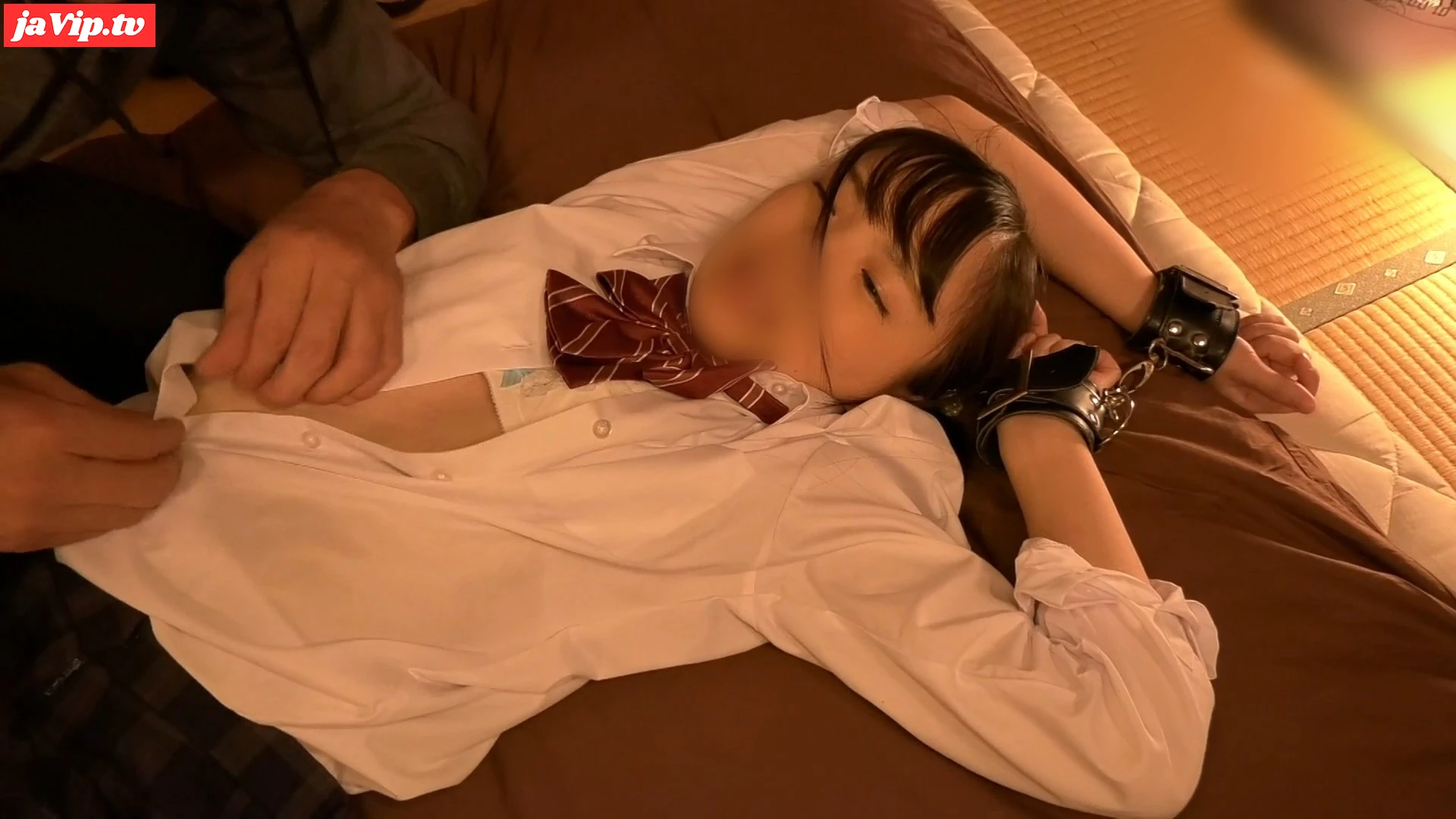 fc2ppv-4361610 - 【〇禁】ラチってHな事しまくり。手錠を着けて初心な身体を触り放題。 - FC2PPV動画をオンラインで視聴 - jaVip