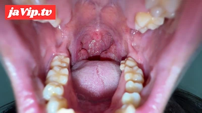fc2ppv-4830359 - 【個人撮影】水月みお　初喉チンコ触り＆舌や八重歯を観察