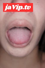 fc2ppv-4362004 - 女体探検隊39　もゆの口　口の中を見られて興奮する変態女、自ら広げ刺激し喜ぶもゆさん  そんな変態素人女性、皆さんお嫌いですか？4K画質で見せる口内、　アクリル棒舐め、開口器、最高に刺激的です。