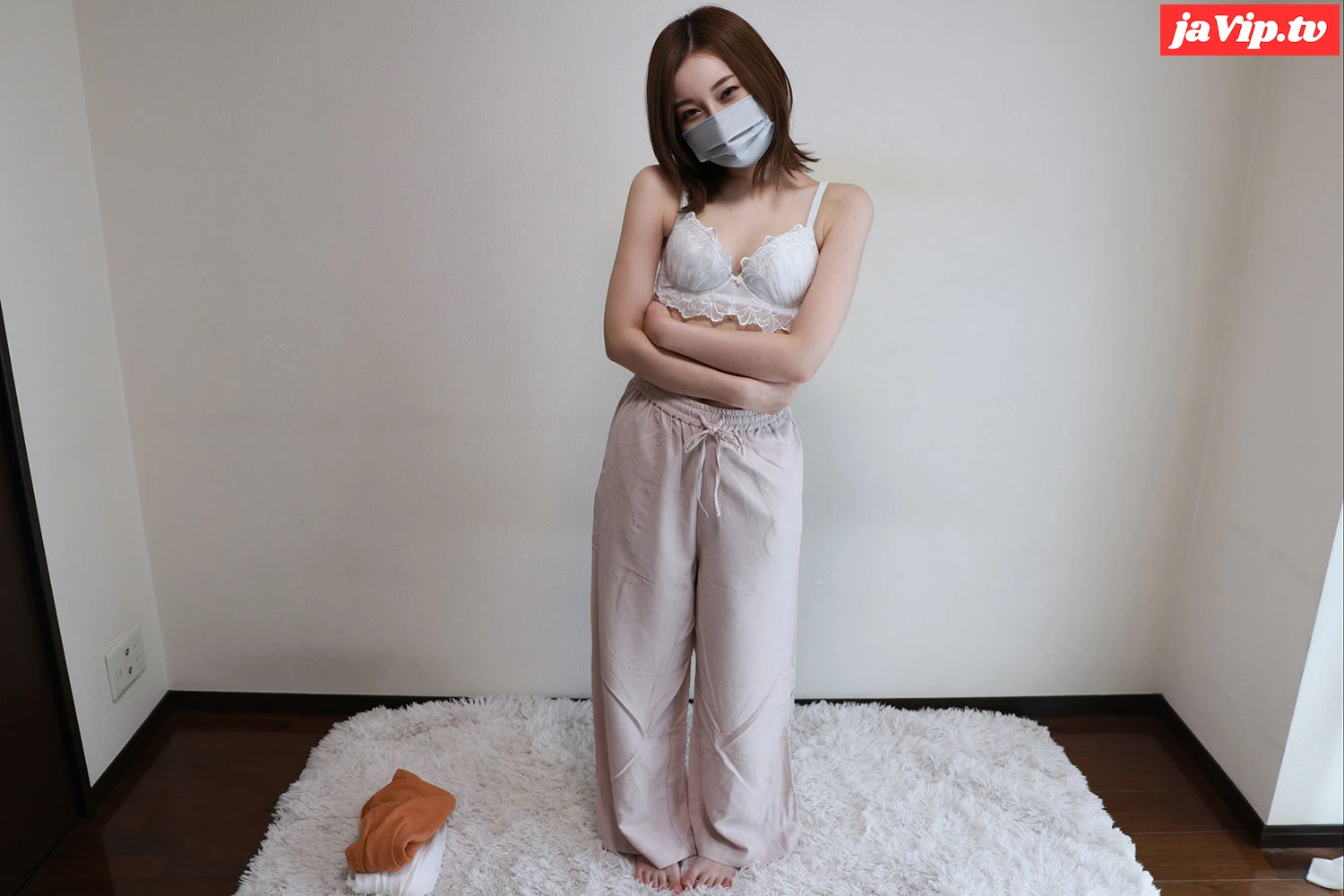 fc2ppv-4357491 - とても31歳に見えない元アイドルの超美人奥様に6歳の**さんがいると聞いてオムライスを作ってもらったら性格がかなり雑だと判明して高感度上がりました - FC2PPV動画をオンラインで視聴 - jaVip