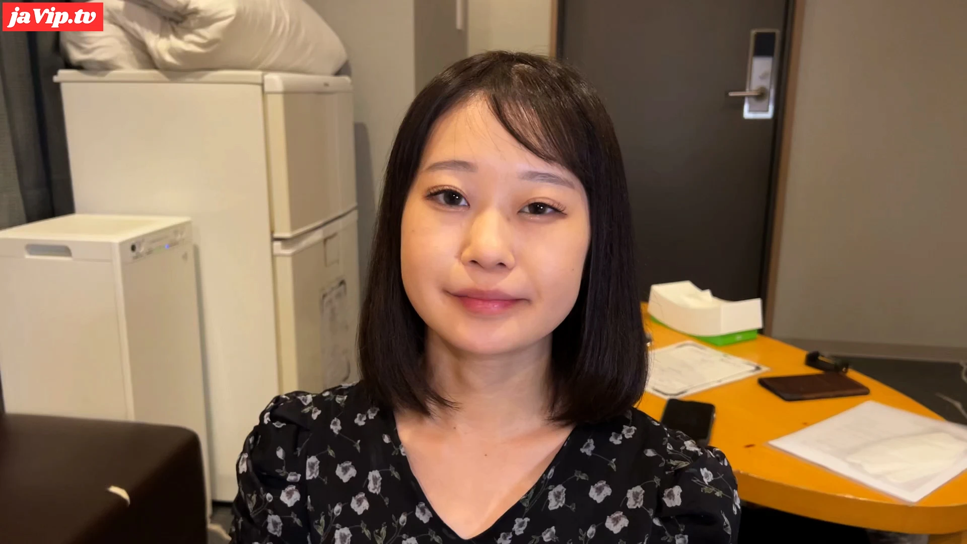 fc2ppv-4355548 - 低身長美**が一生懸命にノーハンドフェラで咥える姿が健気！ - FC2PPV動画をオンラインで視聴 - jaVip