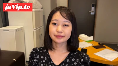fc2ppv-4355548 - 低身長美**が一生懸命にノーハンドフェラで咥える姿が健気！