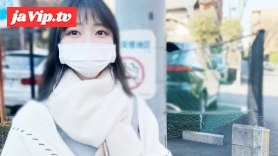 fc2ppv-4342933 - 【初撮影】小柄なEカップ飲食店勤務23歳を人影のないところへ連れて行き野外大量射精