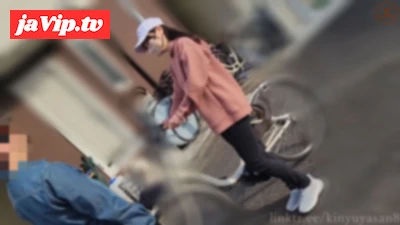 fc2ppv-4323223 - ※期間限定※【個人】家庭的で溌剌ボディな主婦、自宅リビングで電マでオナニーさせた動画に加えて、損害遅延金が高額なため、マスクも外させてフェラもさせて嫌がるのを無視して大量中出し（サンプル動画長め）