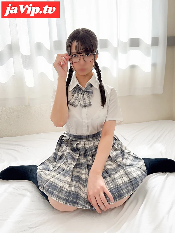 fc2ppv-4323016 - ☆萌えきゅんデカ乳×メガネの「ドスケベ」１８歳といちゃらぶ*作りSEXしました☆なのちゃん - FC2PPV動画をオンラインで視聴 - jaVip