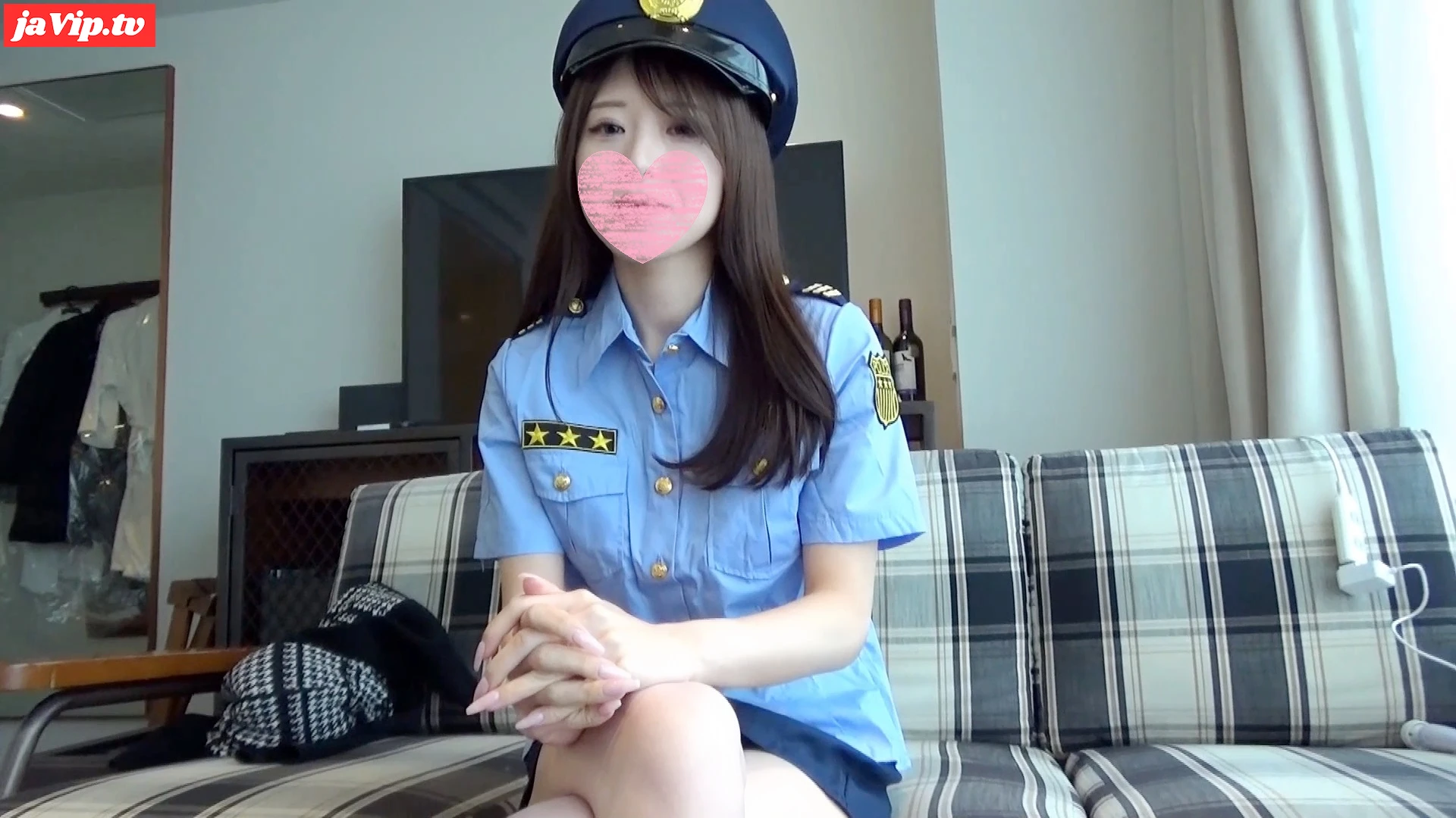 fc2ppv-4295404 - [一発撮り]超巨大奇形クリで連続イキ！超敏感高学歴**大生とミニスカポリスで生エッチ。ザーメンでスカートを汚す大量発射(SNN-28) - FC2PPV動画をオンラインで視聴 - jaVip