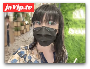 fc2ppv-4300580 - HA10一人で買い物に行って、トイレに入ってリモコンローターを挿入し、人前でスイッチを押し、その振動を我慢しながら歩いていました。トイレに走ってこっそり射精！